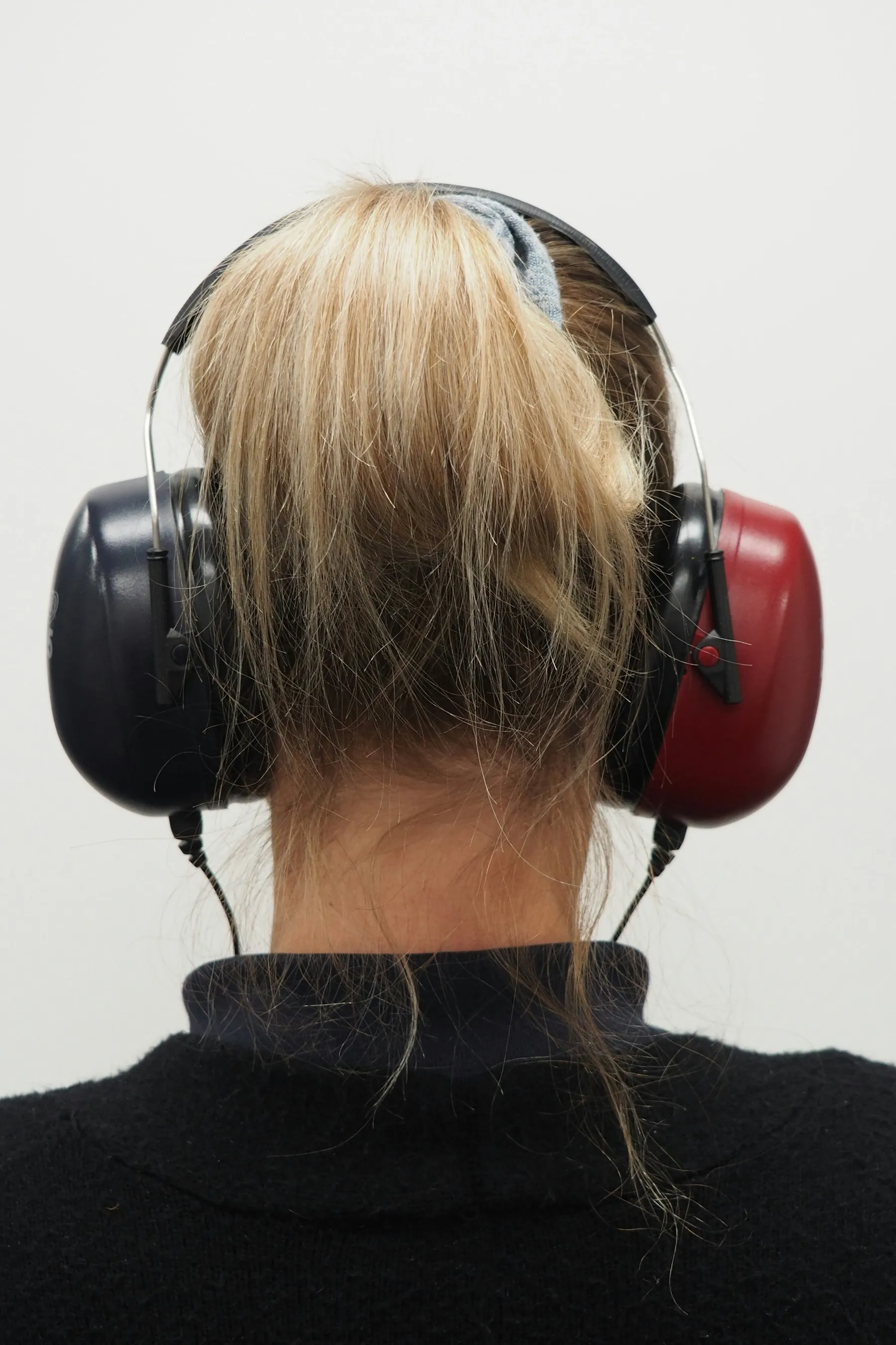 What happens during a full hearing assessment?